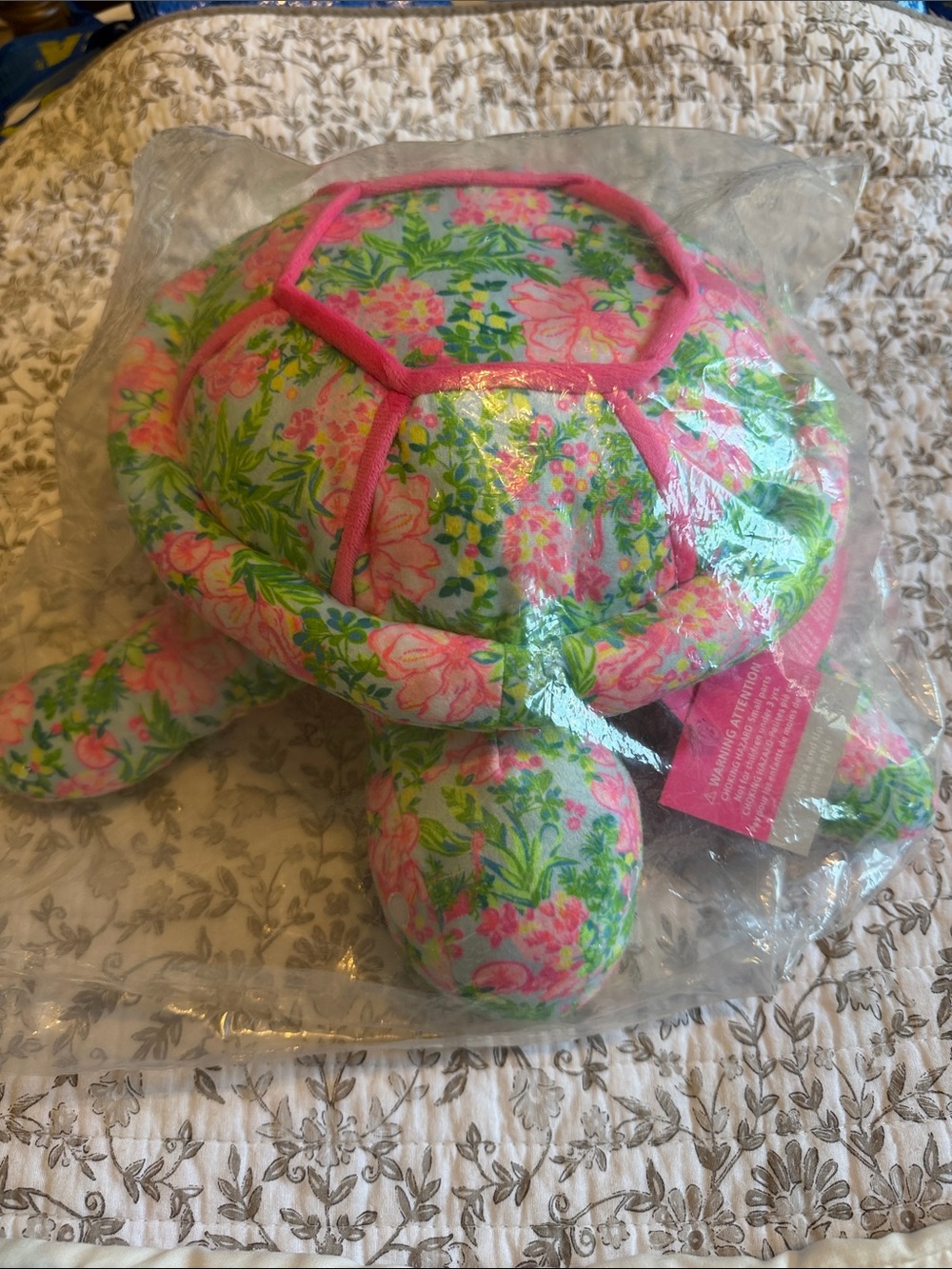 LILLY PULITZER SHELLY TURTLE IN FLIRTY FLAMINGO